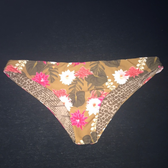 acacia swimwear Other - ✨SOLD ELSEWHERE✨Acacia bottoms